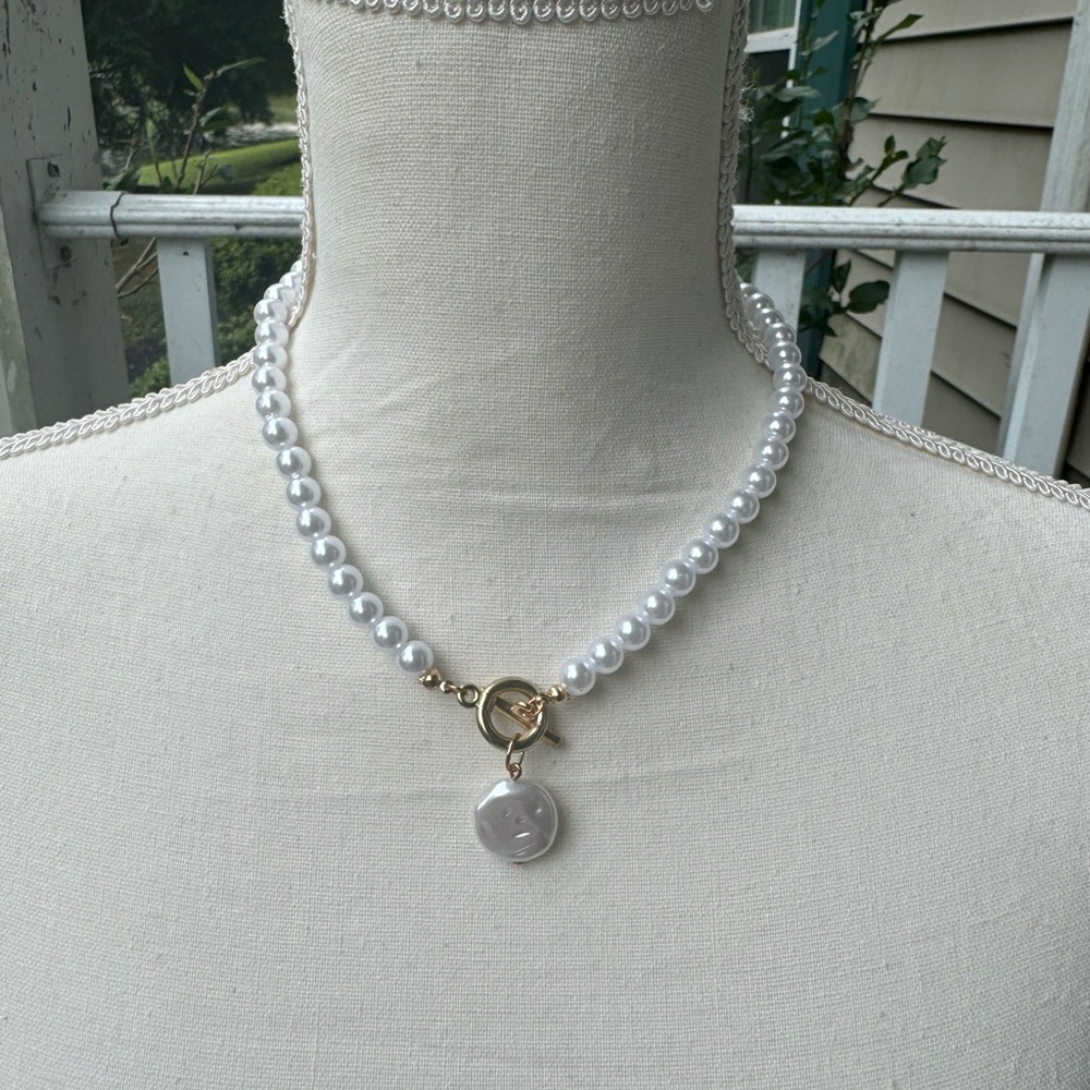 CHUNKY NECKLACE